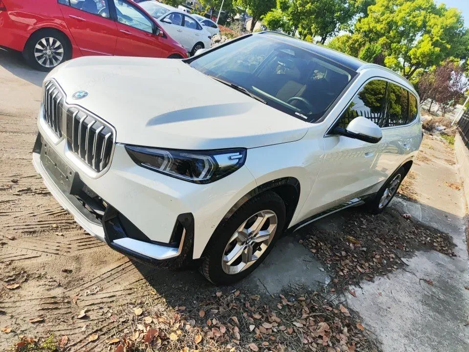 2023 BMW X1 1.5T 156HP L3 7DCT,autocango,china used car exporter,china ev exporter,chinese used car exporter,chinese used ev exporter