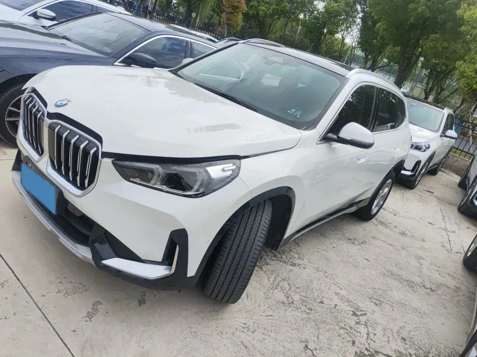 2023 BMW X1 1.5T 156HP L3 7DCT,autocango,china used car exporter,china ev exporter,chinese used car exporter,chinese used ev exporter