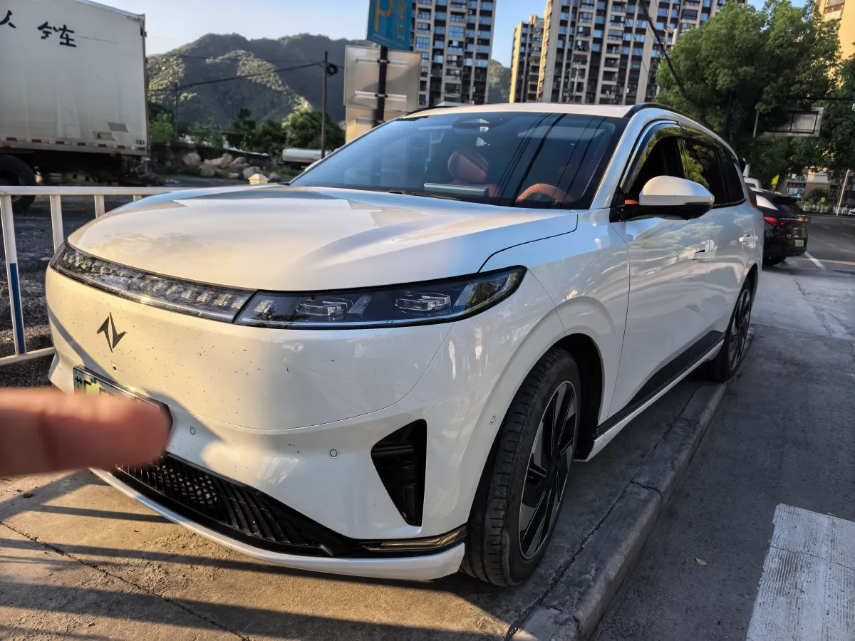 2024 DongFeng eπ eπ008 1.5T 147HP L4 REEV 34.32KWH,autocango,china used car exporter,china ev exporter,chinese used car exporter,chinese used ev exporter