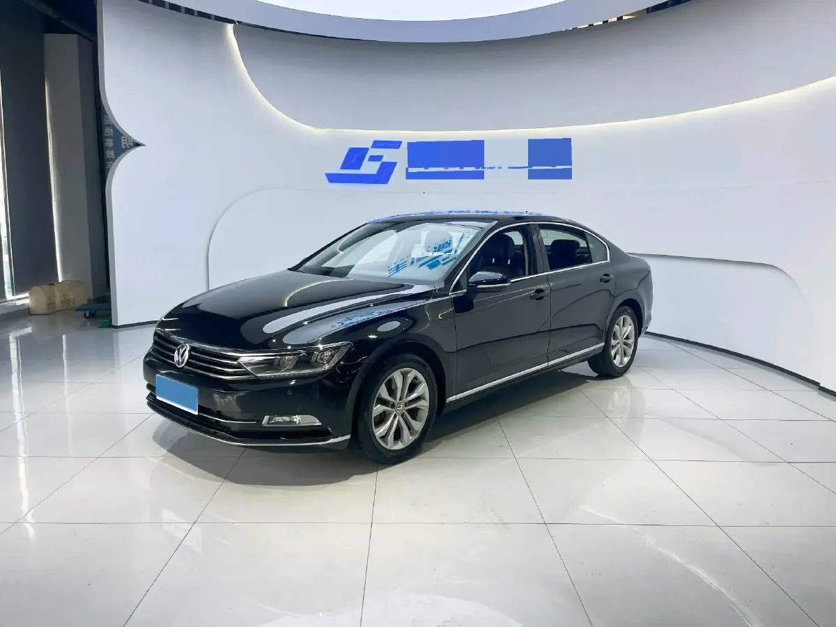 2019 Volkswagen Magotan 2.0T 186HP L4 7DCT,autocango,china used car exporter,china ev exporter,chinese used car exporter,chinese used ev exporter