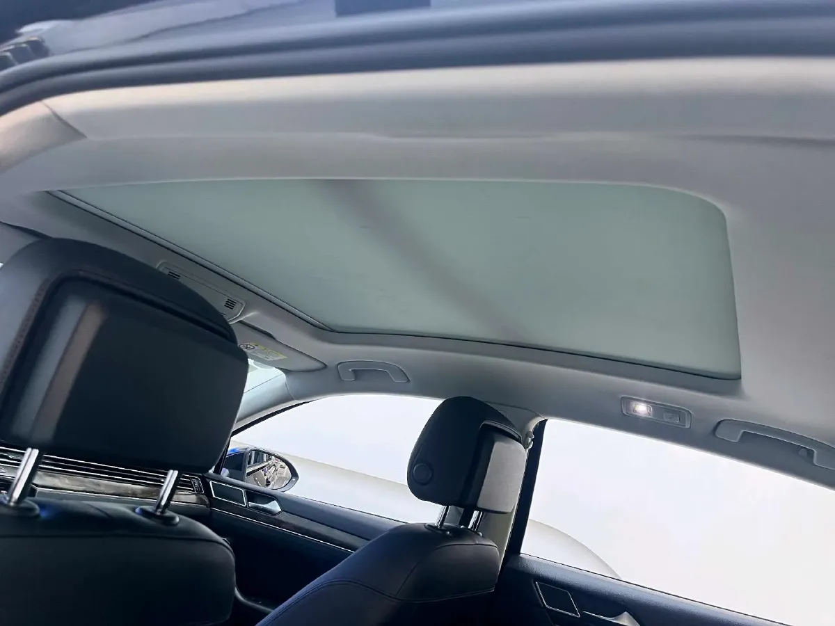 2019 Volkswagen Magotan 2.0T 186HP L4 7DCT,autocango,china used car exporter,china ev exporter,chinese used car exporter,chinese used ev exporter