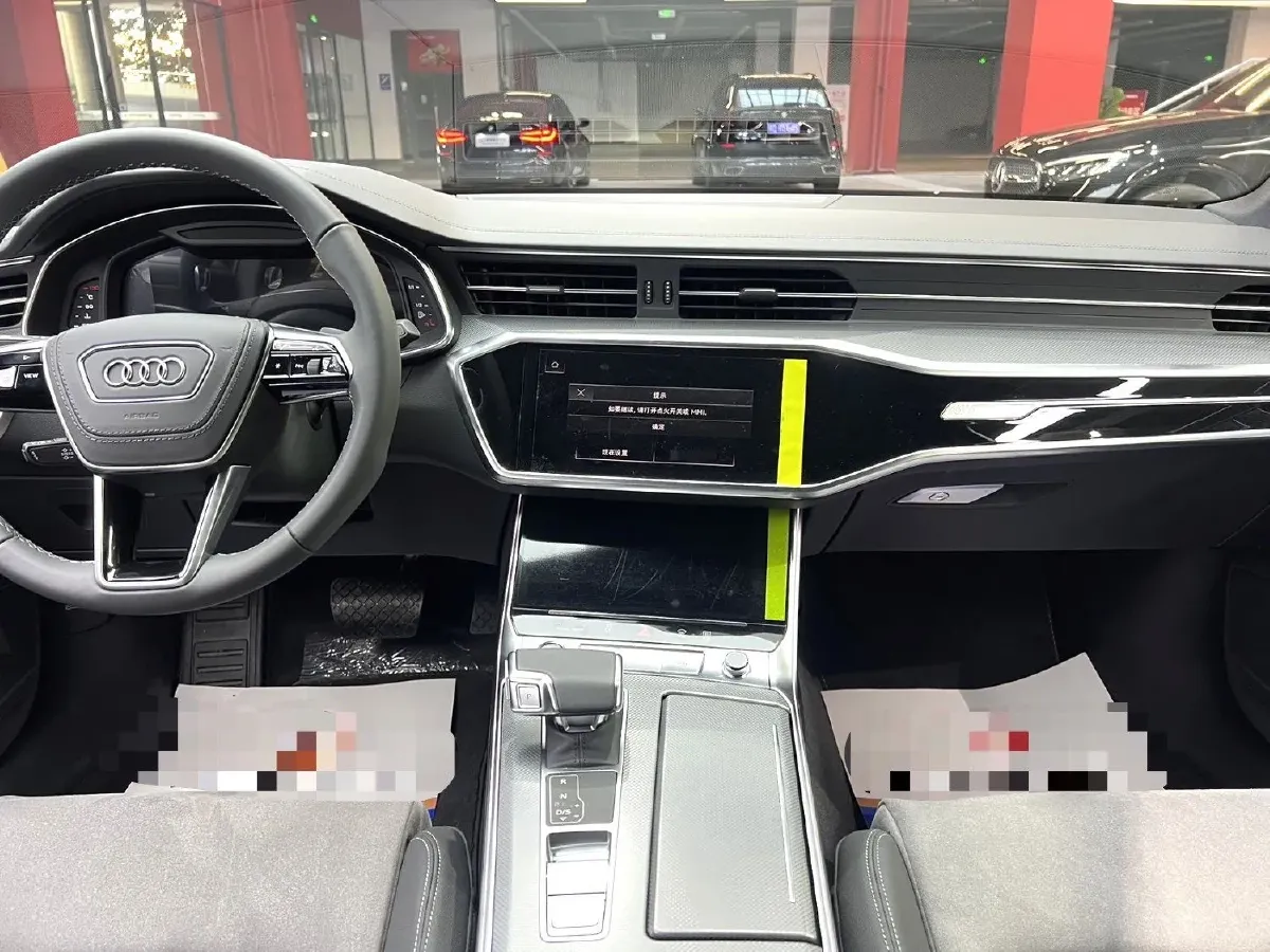 2024 Audi A6L 2.0T 190HP L4 7DCT,autocango,china used car exporter,china ev exporter,chinese used car exporter,chinese used ev exporter