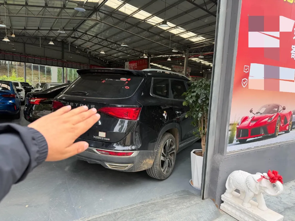 2019 Jetour X90 1.5T 156HP L4 6MT,autocango,china used car exporter,china ev exporter,chinese used car exporter,chinese used ev exporter