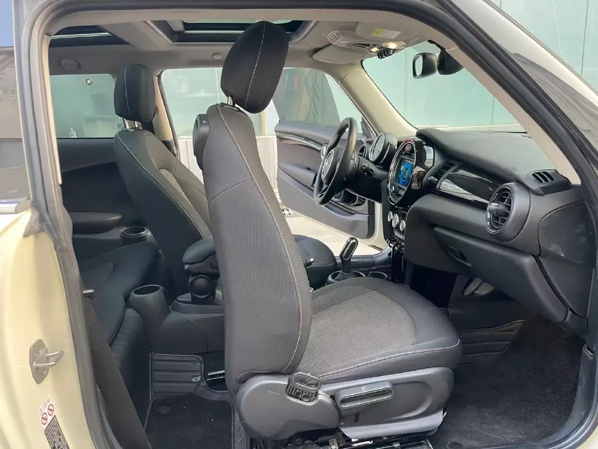 2018 ChangAn CS75 1.5T 156HP L4 PHEV 12.96KWH,autocango,china used car exporter,china ev exporter,chinese used car exporter,chinese used ev exporter