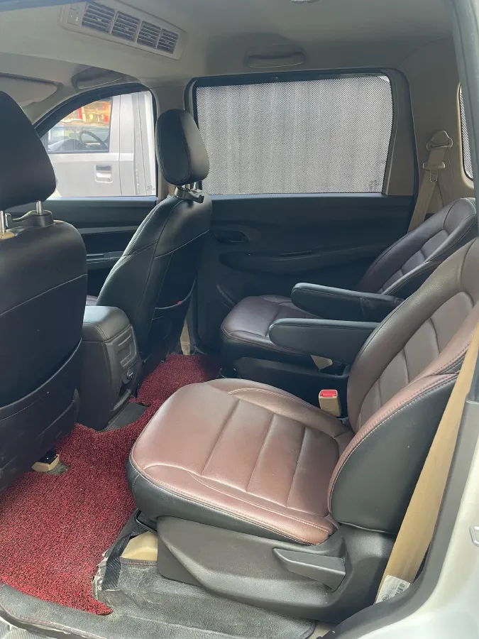 2019 WuLing HongGuang 1.5L 99HP L4 6MT,autocango,china used car exporter,china ev exporter,chinese used car exporter,chinese used ev exporter