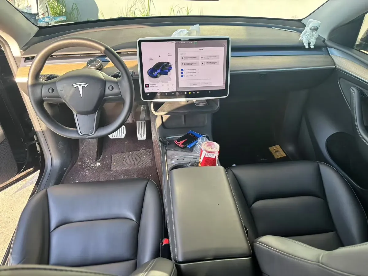 2022 Tesla Model Y BEV 60KWH,autocango,china used car exporter,china ev exporter,chinese used car exporter,chinese used ev exporter