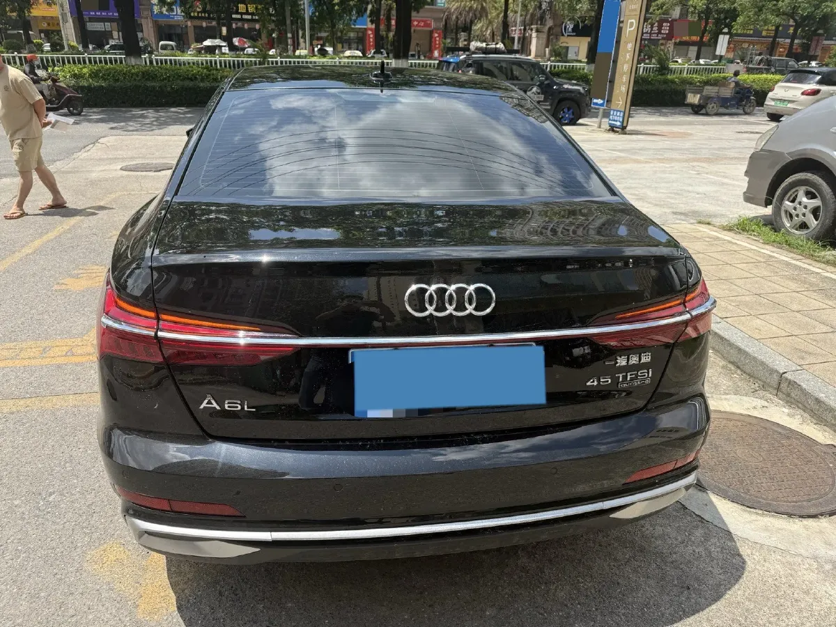 2020 Audi A6L 2.0T 224HP L4 7DCT,autocango,china used car exporter,china ev exporter,chinese used car exporter,chinese used ev exporter