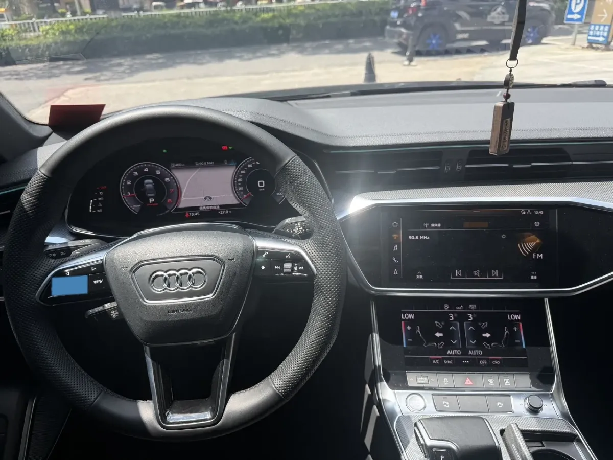 2020 Audi A6L 2.0T 224HP L4 7DCT,autocango,china used car exporter,china ev exporter,chinese used car exporter,chinese used ev exporter