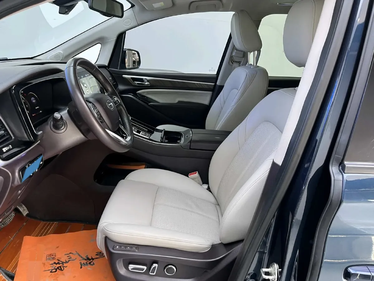 2021 GAC Trumpchi M8 2.0T 252HP L4 8AT,autocango,china used car exporter,china ev exporter,chinese used car exporter,chinese used ev exporter