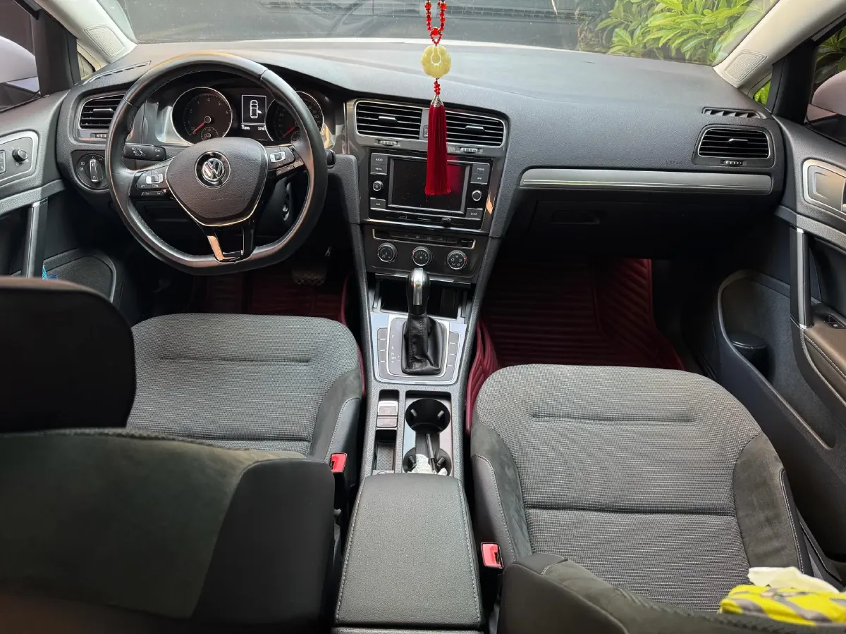 2018 Volkswagen Golf 1.6L 110HP L4 6AT,autocango,china used car exporter,china ev exporter,chinese used car exporter,chinese used ev exporter