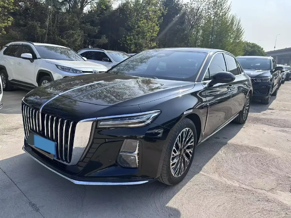 2024 HongQi H5 1.5T 169HP L4 1DHT Hybrid,autocango,china used car exporter,china ev exporter,chinese used car exporter,chinese used ev exporter