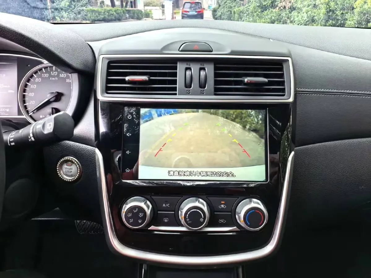 2021 Nissan Tiida 1.6L 122HP L4 CVT,autocango,china used car exporter,china ev exporter,chinese used car exporter,chinese used ev exporter