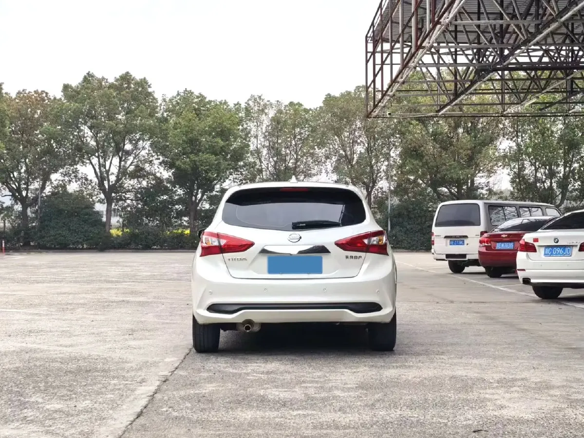 2021 Nissan Tiida 1.6L 122HP L4 CVT,autocango,china used car exporter,china ev exporter,chinese used car exporter,chinese used ev exporter