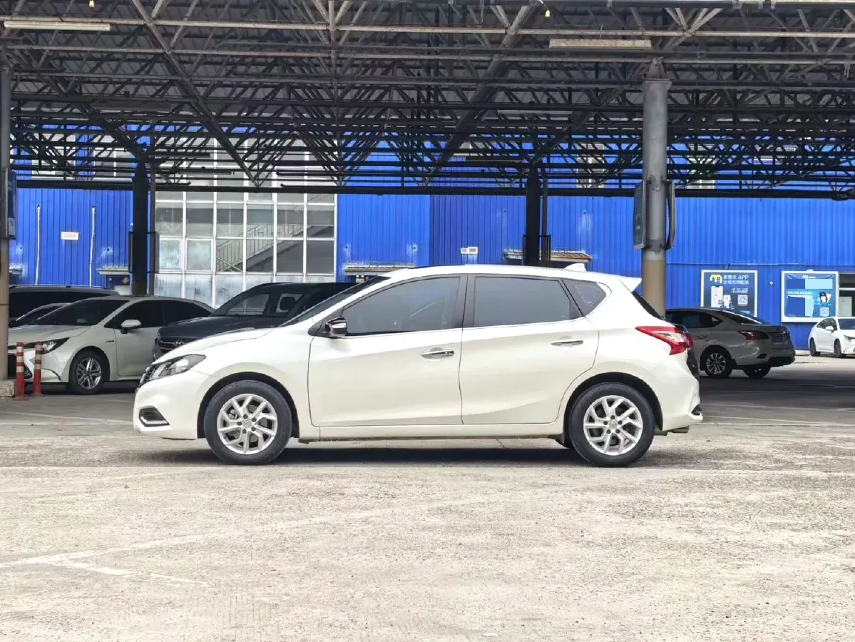 2021 Nissan Tiida 1.6L 122HP L4 CVT,autocango,china used car exporter,china ev exporter,chinese used car exporter,chinese used ev exporter