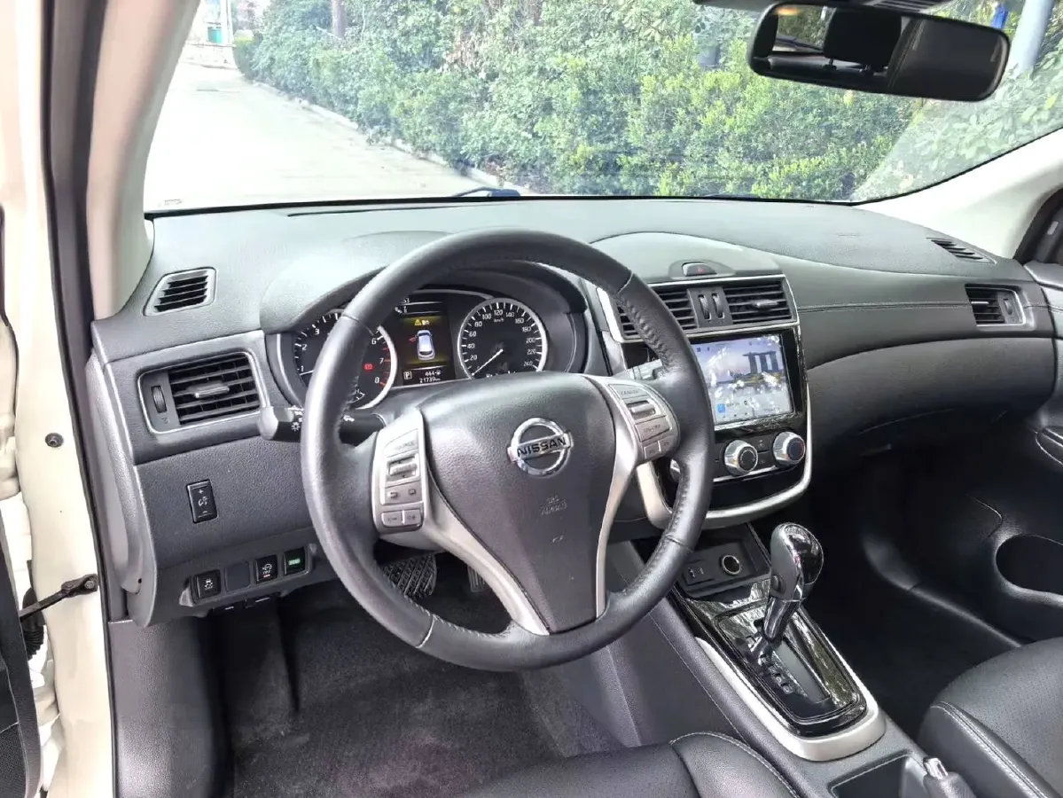 2021 Nissan Tiida 1.6L 122HP L4 CVT,autocango,china used car exporter,china ev exporter,chinese used car exporter,chinese used ev exporter