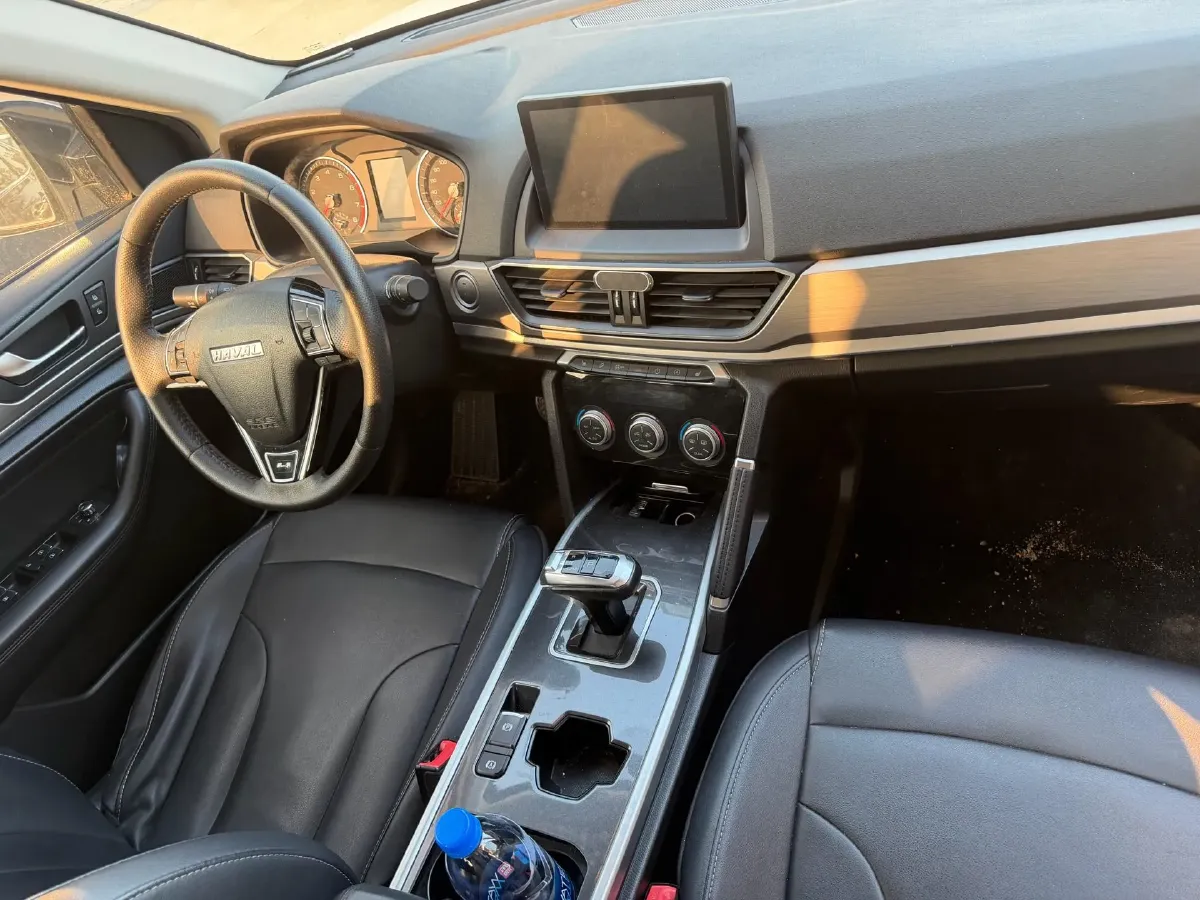 2021 Haval H6 1.5T 150HP L4 7DCT,autocango,china used car exporter,china ev exporter,chinese used car exporter,chinese used ev exporter