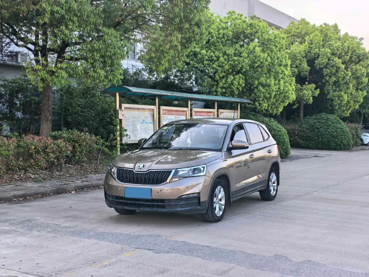 2018 Skoda Rapid Spaceback 1.4T 131HP L4 7DCT,autocango,china used car exporter,china ev exporter,chinese used car exporter,chinese used ev exporter