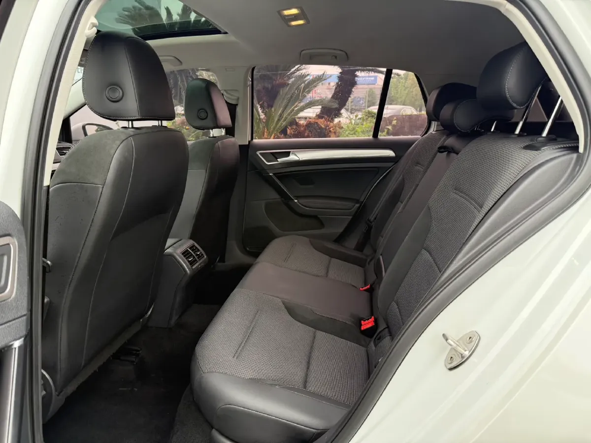 2018 Volkswagen Golf 1.4T 131HP L4 7DCT,autocango,china used car exporter,china ev exporter,chinese used car exporter,chinese used ev exporter