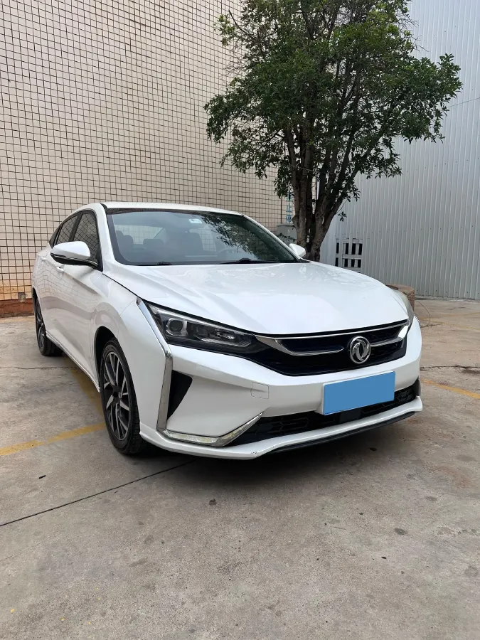 2020 DongFeng Aeolus YiXuan 1.5T 150HP L4 6DCT,autocango,china used car exporter,china ev exporter,chinese used car exporter,chinese used ev exporter