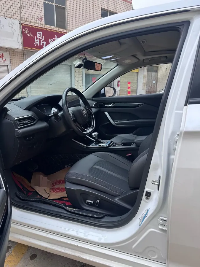 2020 DongFeng Aeolus YiXuan 1.5T 150HP L4 6DCT,autocango,china used car exporter,china ev exporter,chinese used car exporter,chinese used ev exporter