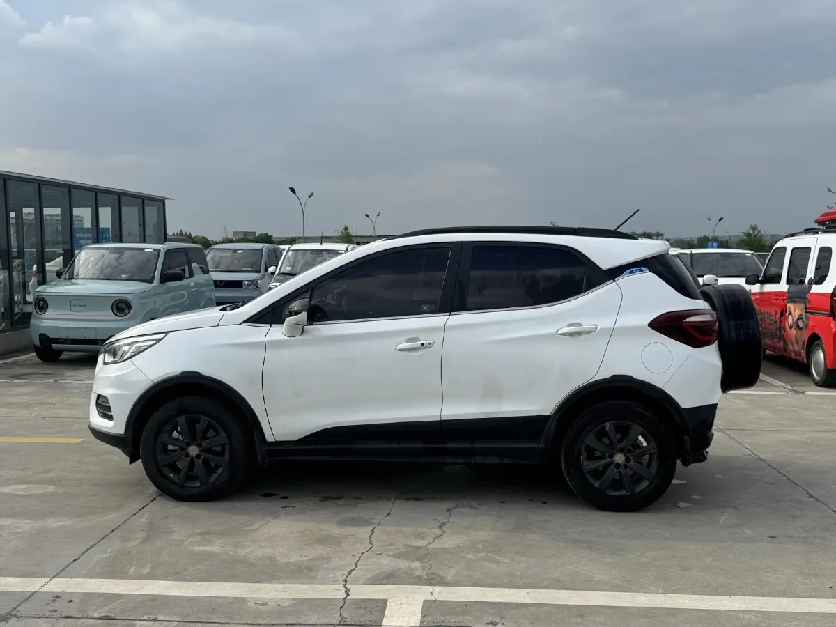 2018 BYD Yuan BEV 42KWH,autocango,china used car exporter,china ev exporter,chinese used car exporter,chinese used ev exporter