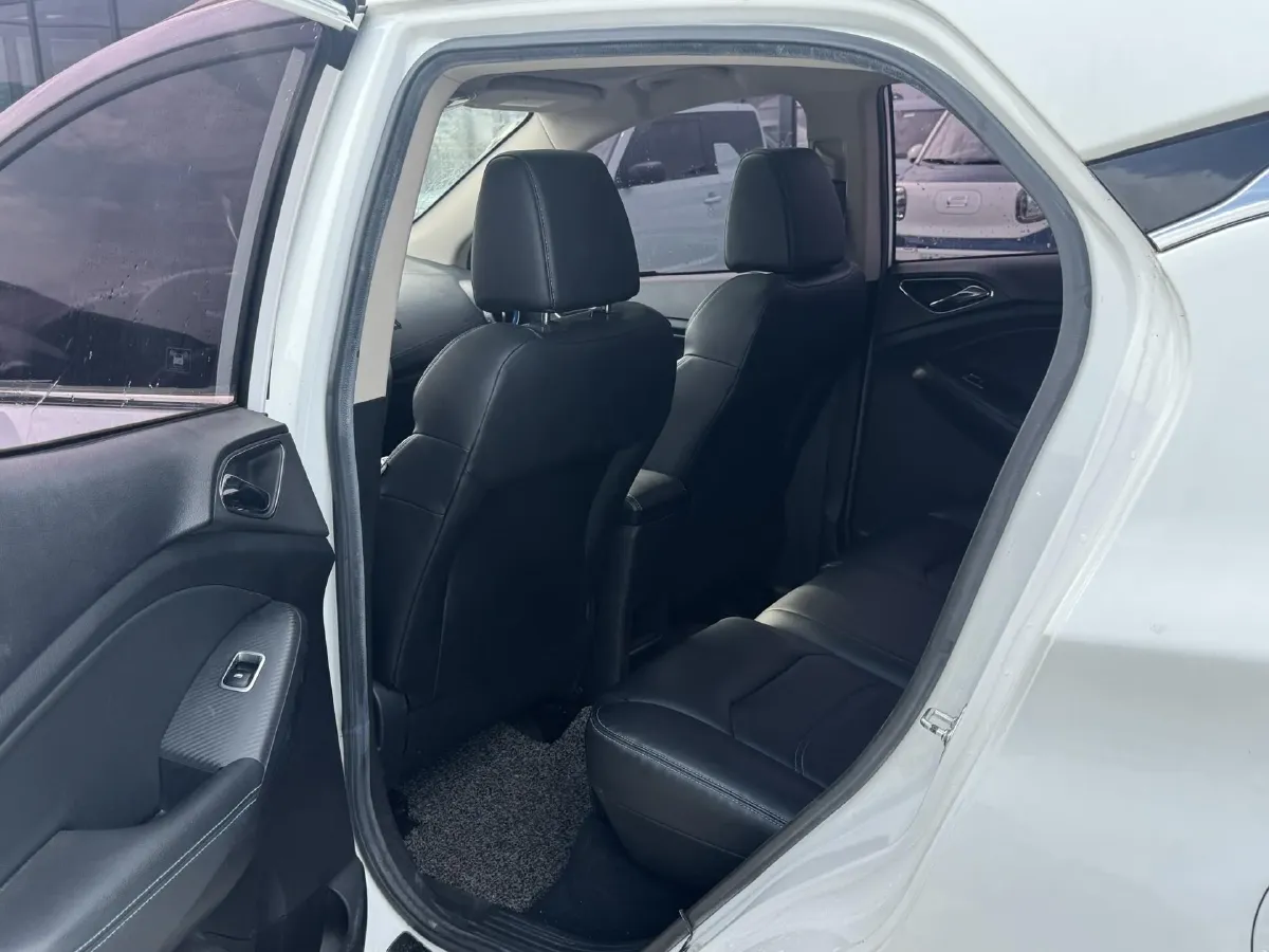 2018 BYD Yuan BEV 42KWH,autocango,china used car exporter,china ev exporter,chinese used car exporter,chinese used ev exporter