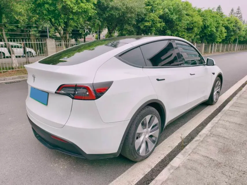 2022 Tesla Model Y BEV 60KWH,autocango,china used car exporter,china ev exporter,chinese used car exporter,chinese used ev exporter