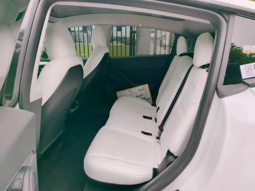 2022 Tesla Model Y BEV 60KWH,autocango,china used car exporter,china ev exporter,chinese used car exporter,chinese used ev exporter