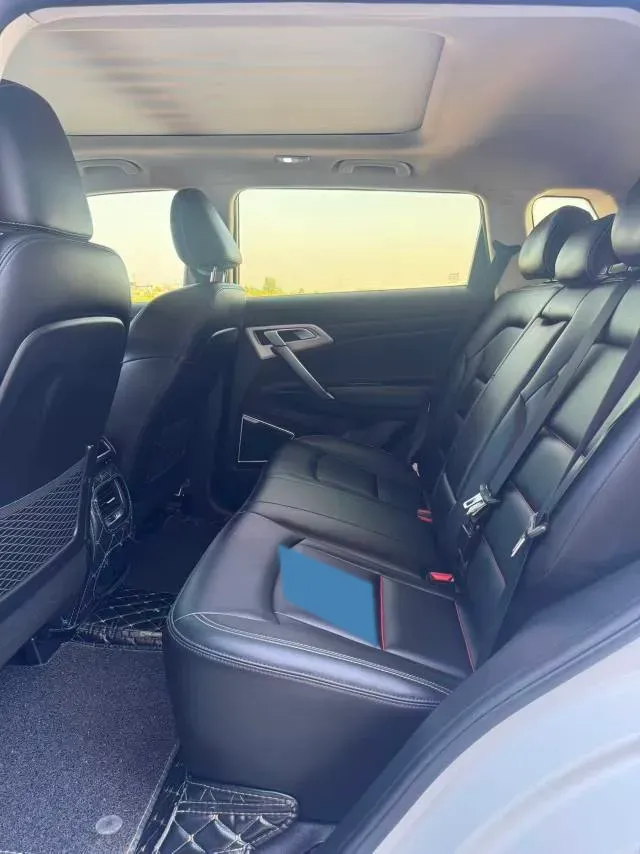 2020 Roewe i6 1.5T 169HP L4 7DCT,autocango,china used car exporter,china ev exporter,chinese used car exporter,chinese used ev exporter