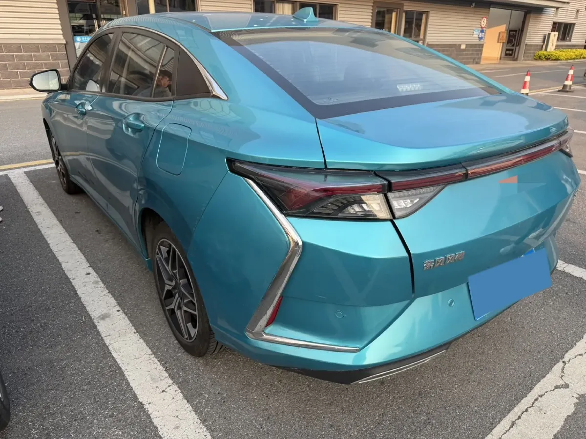 2021 DongFeng Aeolus YiXuan 1.5T 150HP L4 6DCT,autocango,china used car exporter,china ev exporter,chinese used car exporter,chinese used ev exporter