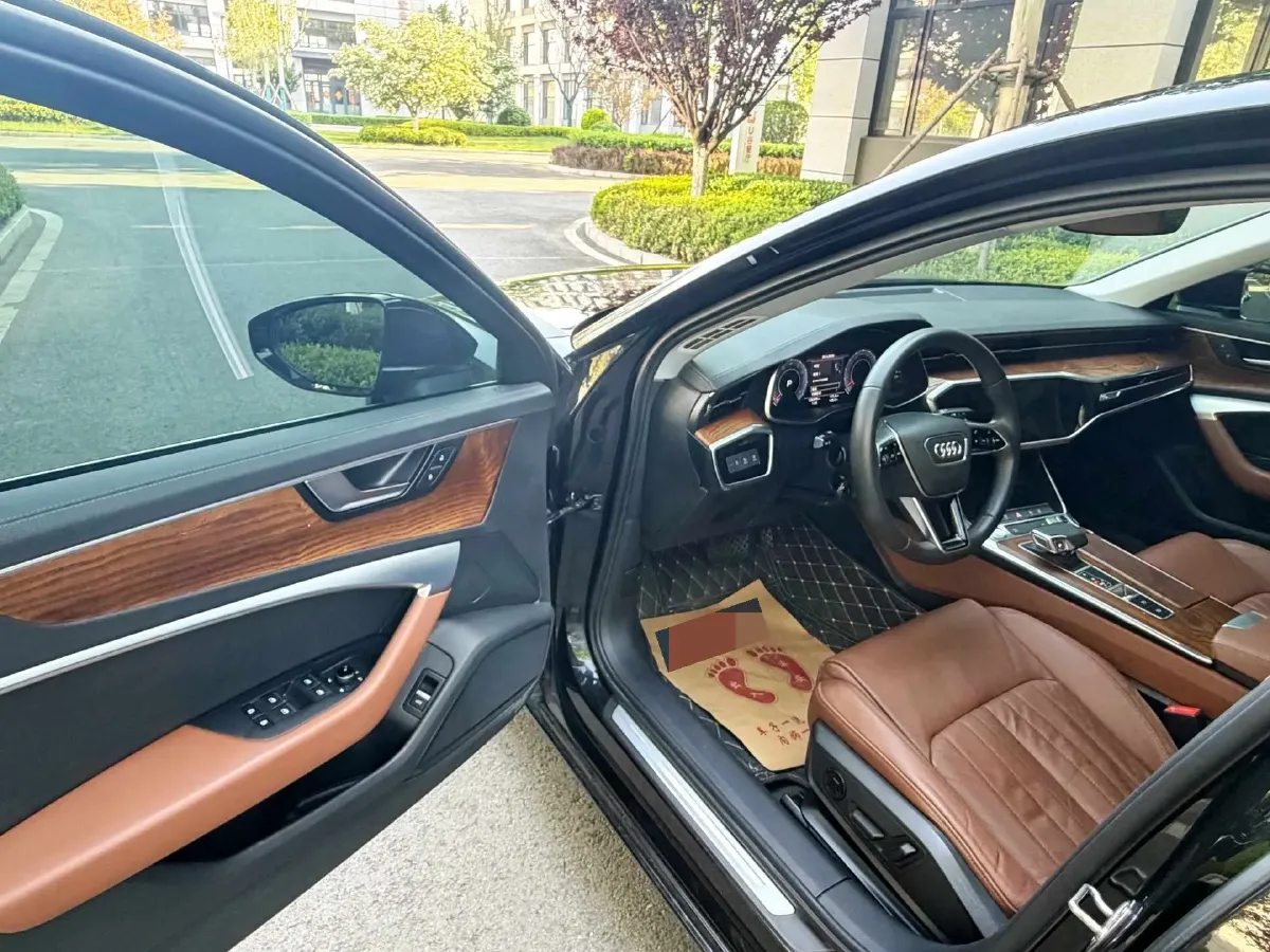 2019 Mercedes-Benz E Class 1.5T 184HP L4 9AT,autocango,china used car exporter,china ev exporter,chinese used car exporter,chinese used ev exporter