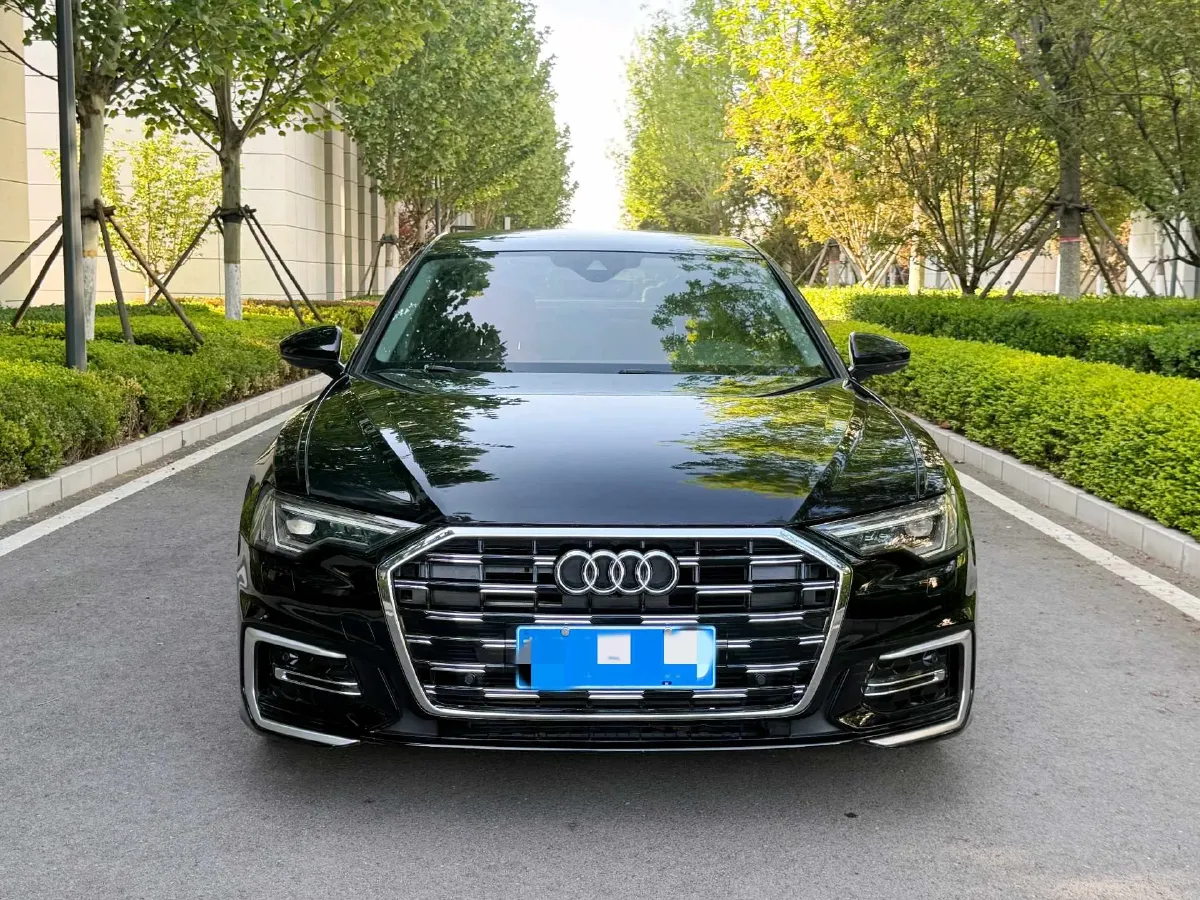 2019 Mercedes-Benz E Class 1.5T 184HP L4 9AT,autocango,china used car exporter,china ev exporter,chinese used car exporter,chinese used ev exporter