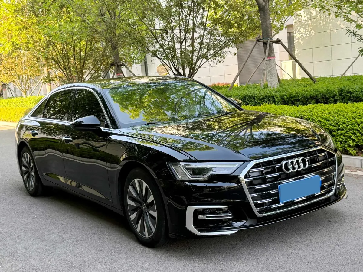 2019 Mercedes-Benz E Class 1.5T 184HP L4 9AT,autocango,china used car exporter,china ev exporter,chinese used car exporter,chinese used ev exporter