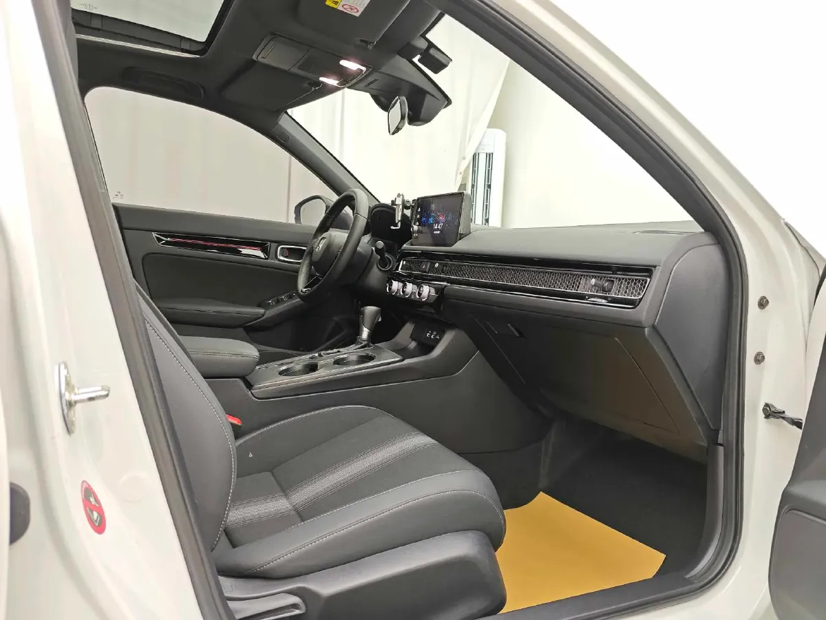 2023 Honda Civic 1.5T 182HP L4 CVT,autocango,china used car exporter,china ev exporter,chinese used car exporter,chinese used ev exporter