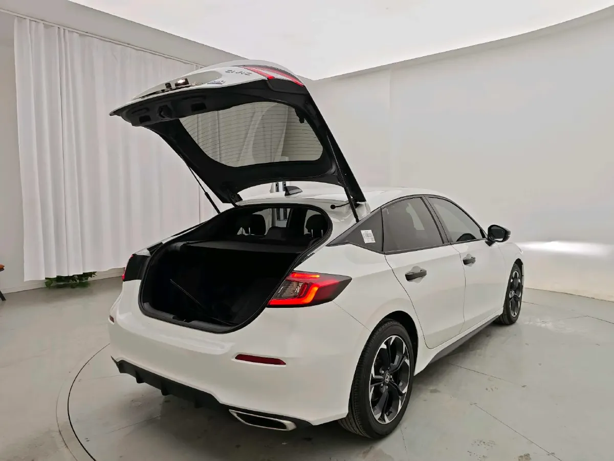 2023 Honda Civic 1.5T 182HP L4 CVT,autocango,china used car exporter,china ev exporter,chinese used car exporter,chinese used ev exporter