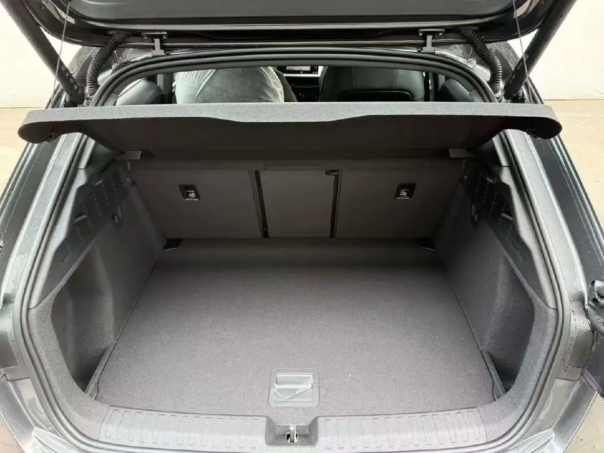 2026 Audi A3 1.5T 160HP L4 7DCT,autocango,china used car exporter,china ev exporter,chinese used car exporter,chinese used ev exporter