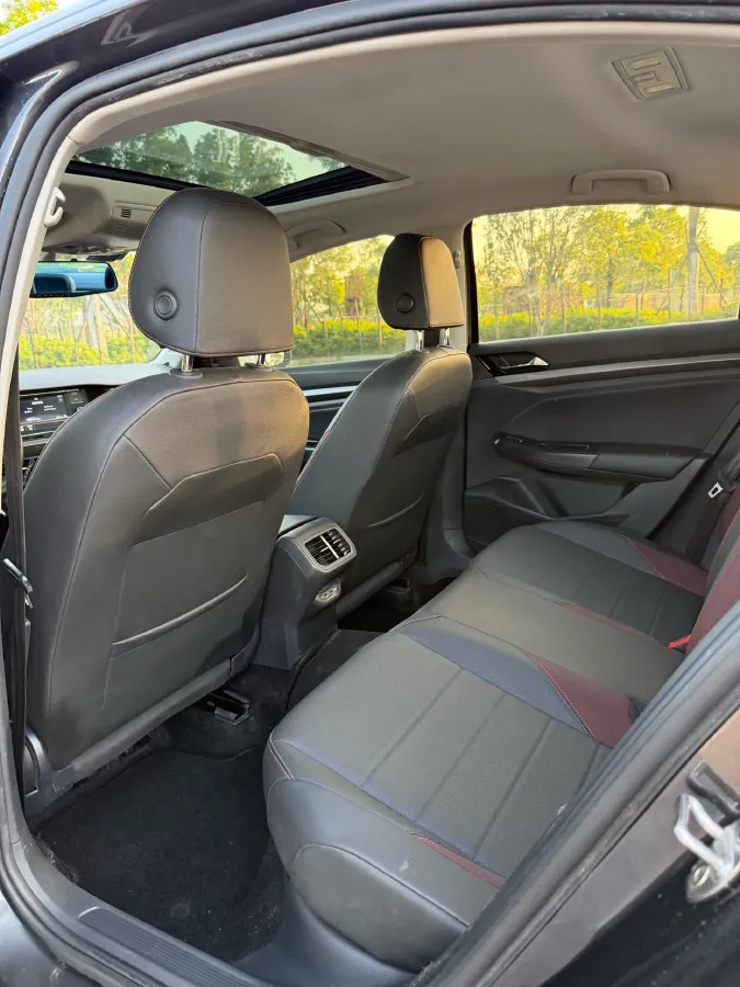 2020 Volkswagen Bora 1.5L 113HP L4 6AT,autocango,china used car exporter,china ev exporter,chinese used car exporter,chinese used ev exporter