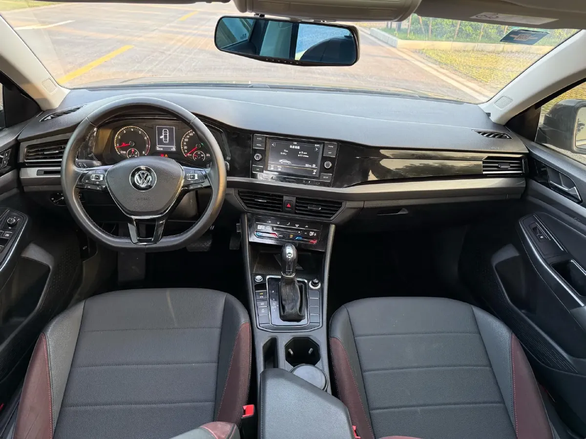 2020 Volkswagen Bora 1.5L 113HP L4 6AT,autocango,china used car exporter,china ev exporter,chinese used car exporter,chinese used ev exporter