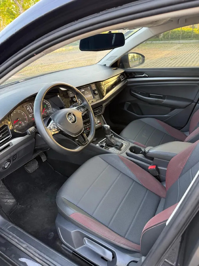 2020 Volkswagen Bora 1.5L 113HP L4 6AT,autocango,china used car exporter,china ev exporter,chinese used car exporter,chinese used ev exporter