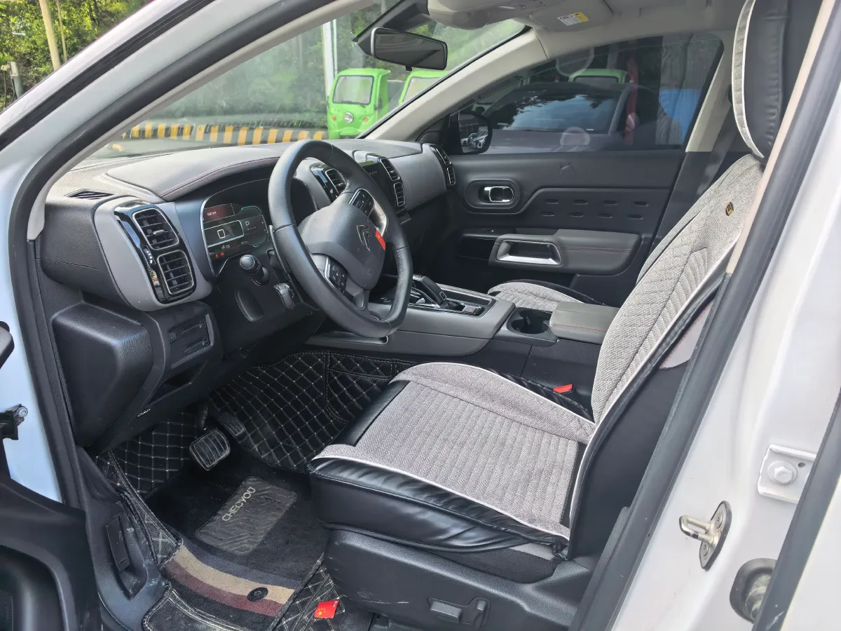 2020 Citroen C5 Aircross 1.6T 170HP L4 6AT,autocango,china used car exporter,china ev exporter,chinese used car exporter,chinese used ev exporter