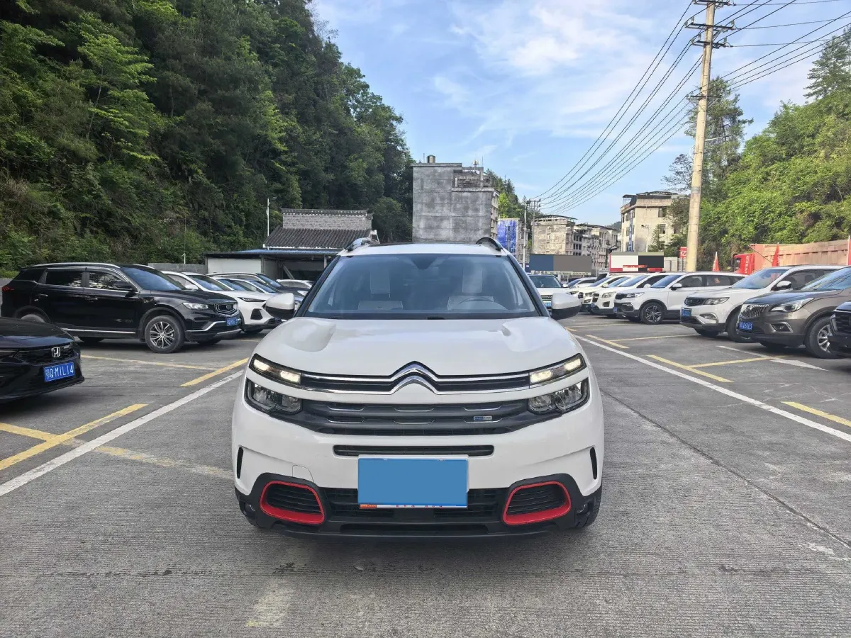 2020 Citroen C5 Aircross 1.6T 170HP L4 6AT,autocango,china used car exporter,china ev exporter,chinese used car exporter,chinese used ev exporter