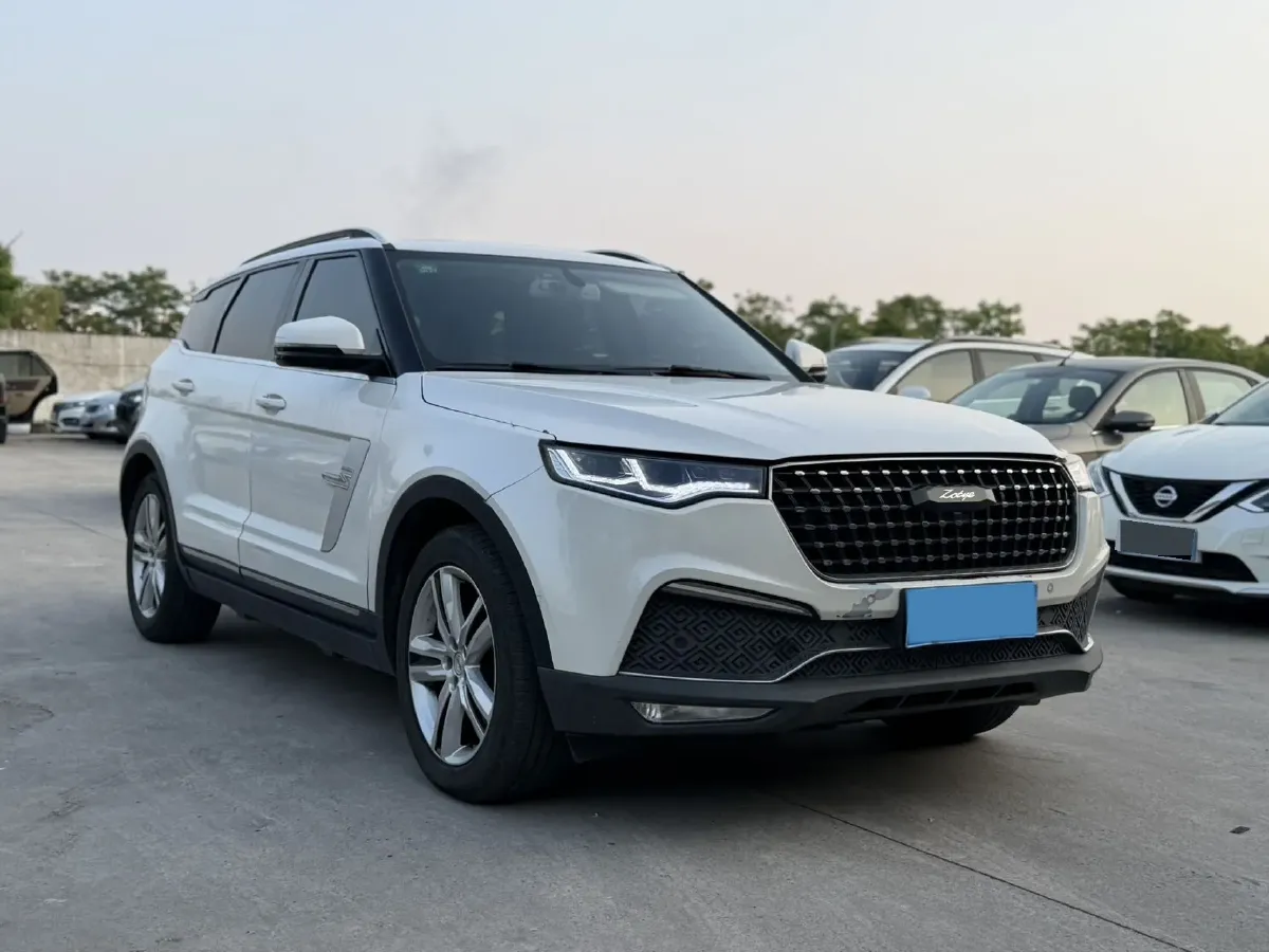 2017 Zotye T700 1.8T 177HP L4 6DCT,autocango,china used car exporter,china ev exporter,chinese used car exporter,chinese used ev exporter