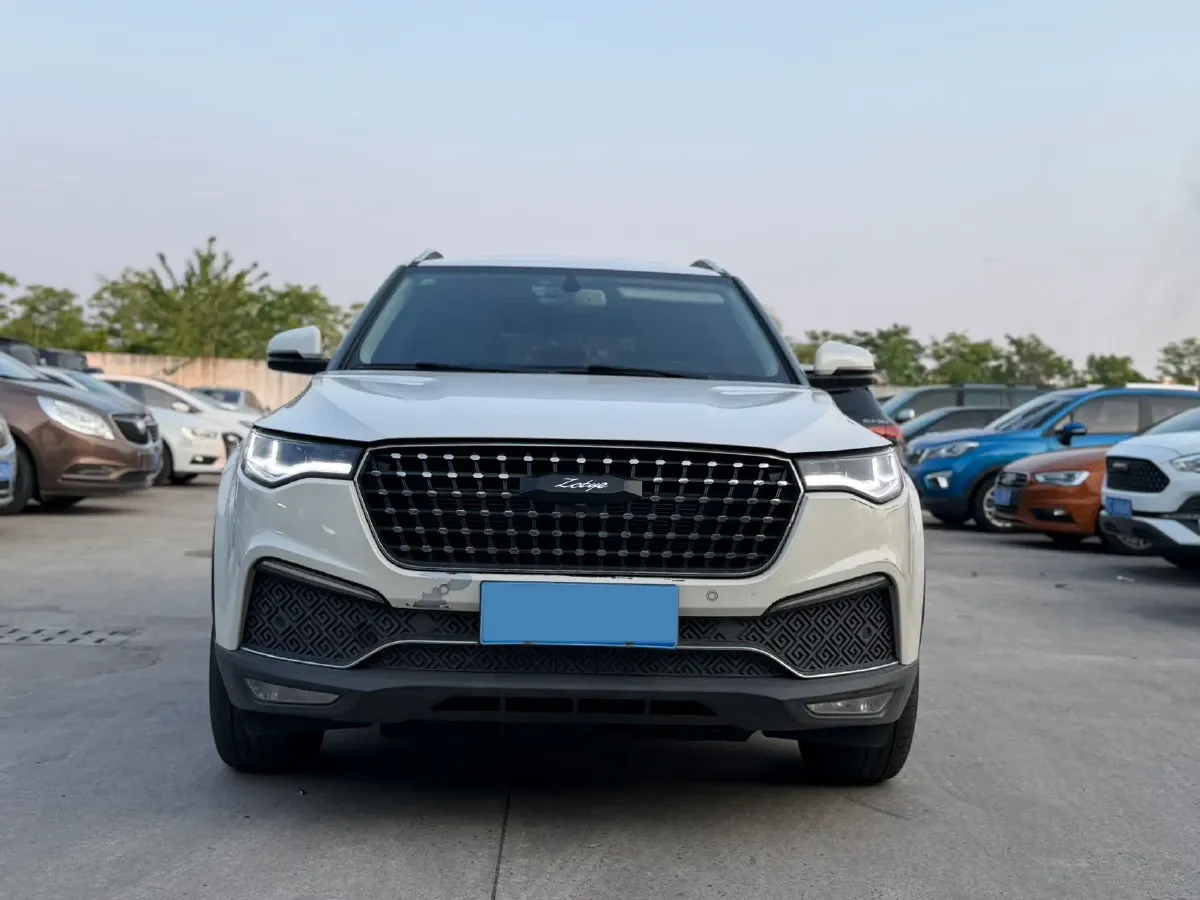 2017 Zotye T700 1.8T 177HP L4 6DCT,autocango,china used car exporter,china ev exporter,chinese used car exporter,chinese used ev exporter