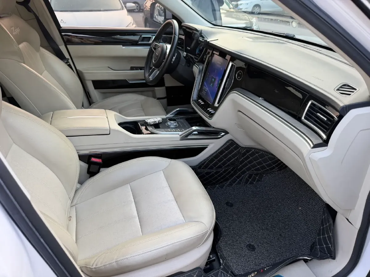 2017 Zotye T700 1.8T 177HP L4 6DCT,autocango,china used car exporter,china ev exporter,chinese used car exporter,chinese used ev exporter