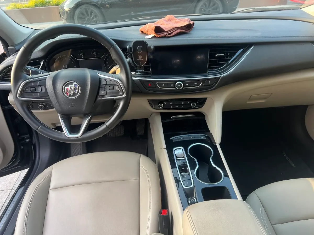 2020 Buick Regal 1.5T 169HP L4 9AT,autocango,china used car exporter,china ev exporter,chinese used car exporter,chinese used ev exporter