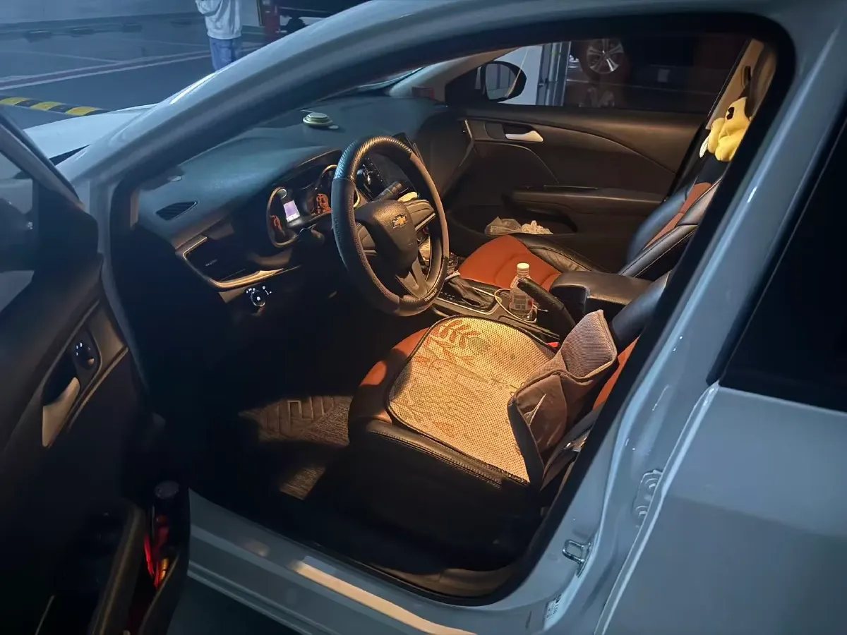 2019 Chevrolet Cavalier 1.5L 113HP L4 6AT,autocango,china used car exporter,china ev exporter,chinese used car exporter,chinese used ev exporter