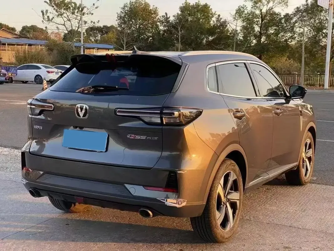2024 ChangAn CS55 Plus 1.5T 188HP L4 7DCT,autocango,china used car exporter,china ev exporter,chinese used car exporter,chinese used ev exporter
