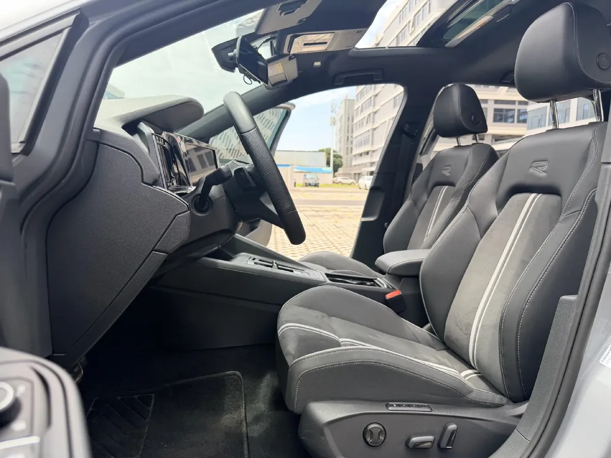 2021 Volkswagen Golf 1.4T 150HP L4 7DCT,autocango,china used car exporter,china ev exporter,chinese used car exporter,chinese used ev exporter