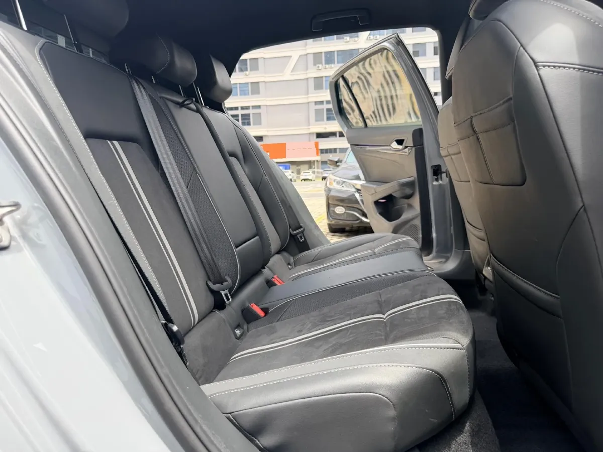 2021 Volkswagen Golf 1.4T 150HP L4 7DCT,autocango,china used car exporter,china ev exporter,chinese used car exporter,chinese used ev exporter