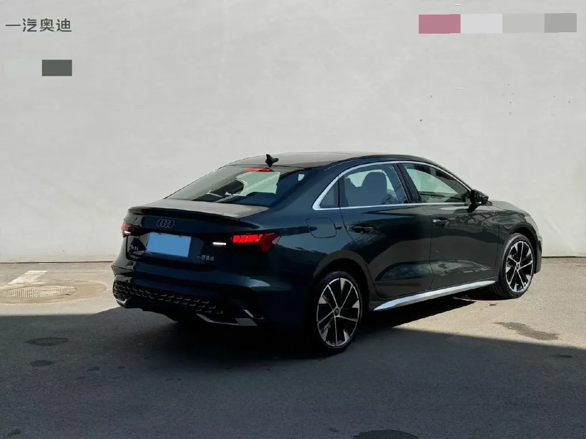 2025 Audi A3 1.5T 160HP L4 7DCT,autocango,china used car exporter,china ev exporter,chinese used car exporter,chinese used ev exporter